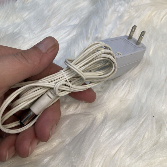 Safety 1st HA28UF-0902CEC Power Supply Adapter for Baby Monitors DC9V 200mA - Picture 4 of 5